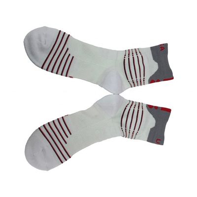 Дышащие быстрые сухие красочные носки для мужчин Custom Logo Regular Style Athletic Grip Socks
