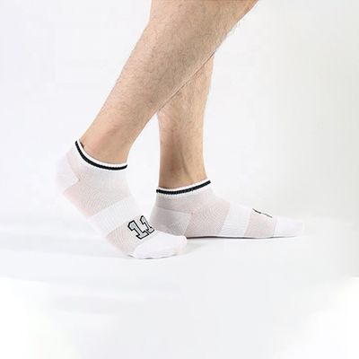 Custom Logo Нескользящие мужские спортивные носки на лодыжках в белом черном тонком хлопковом цвете на лето
