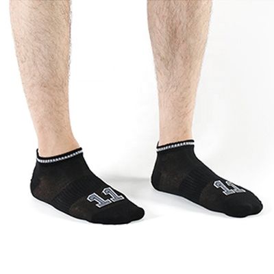 Custom Logo Нескользящие мужские спортивные носки на лодыжках в белом черном тонком хлопковом цвете на лето