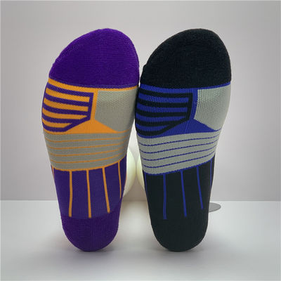 OEM Custom Combed Cotton Walking Sport Ankle Short Cut Трикотажные носки для мужчин 39-41